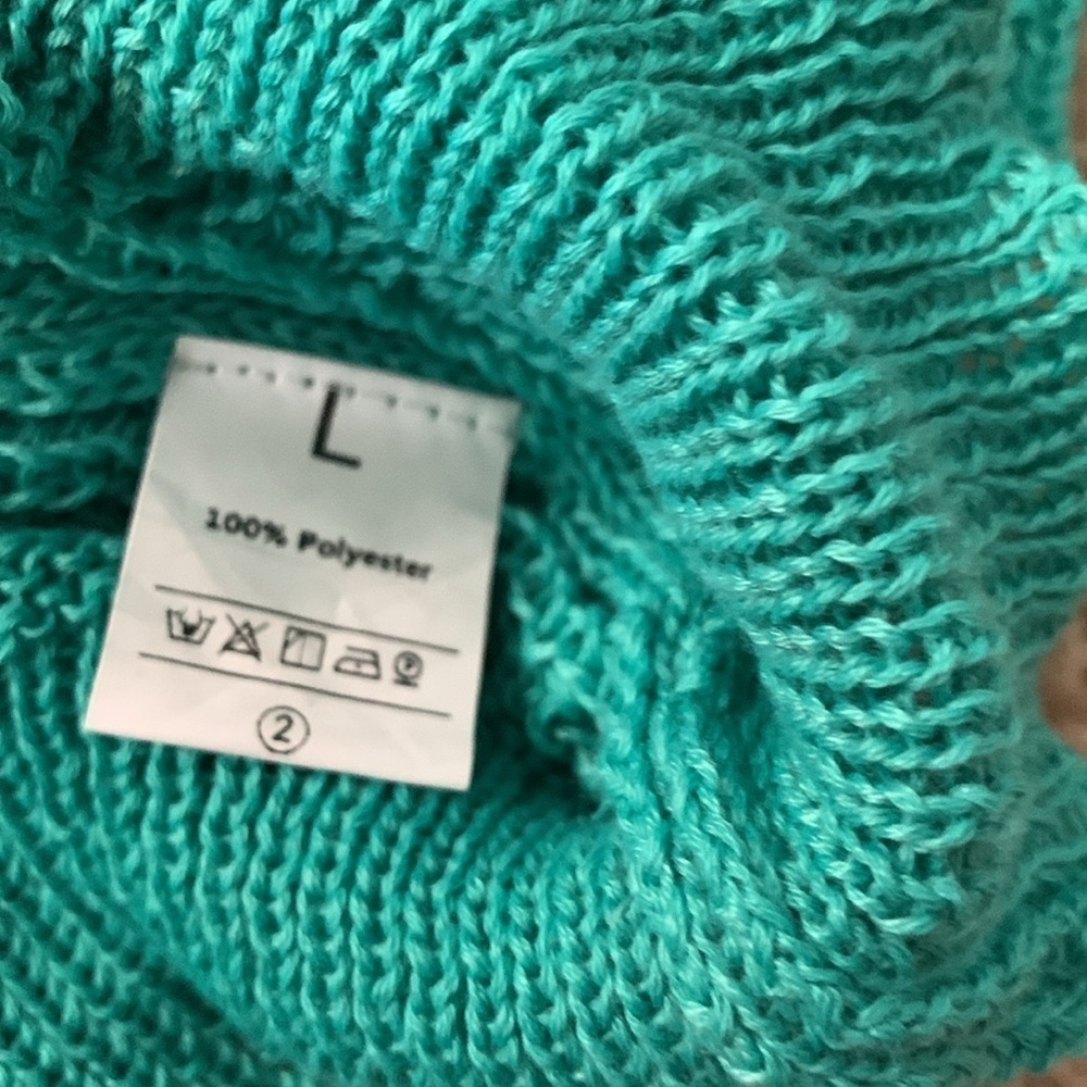 TEMU Beautiful Open Knit VNeck Sweater Size Large NWOT - Picture 3 of 4